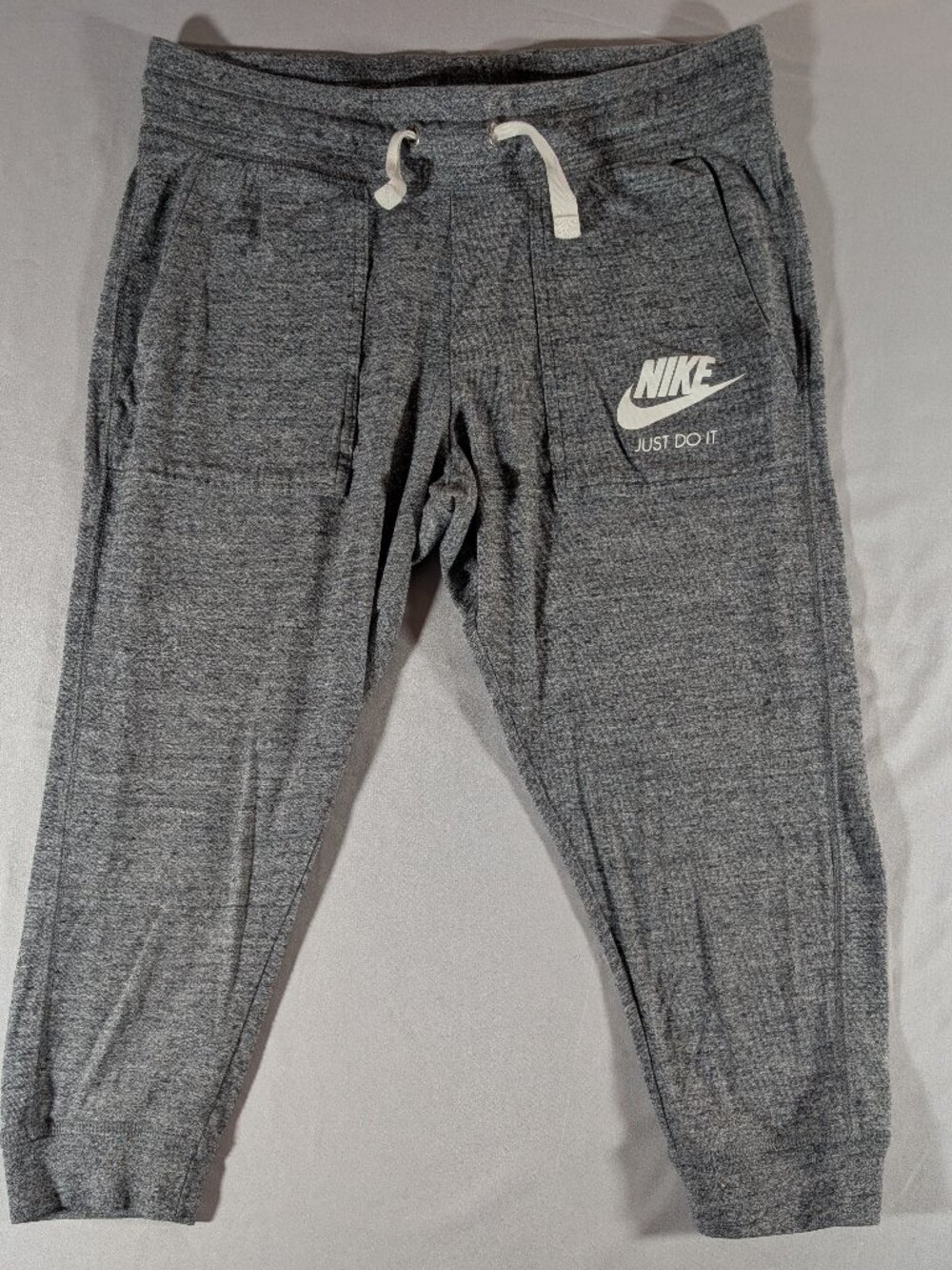 Nike Gym Vintage Heather Gray Capri Joggers Pants Small